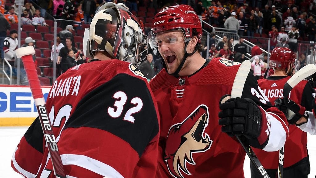 Antti Raanta pelasi Arizonan maalilla nollapelin.