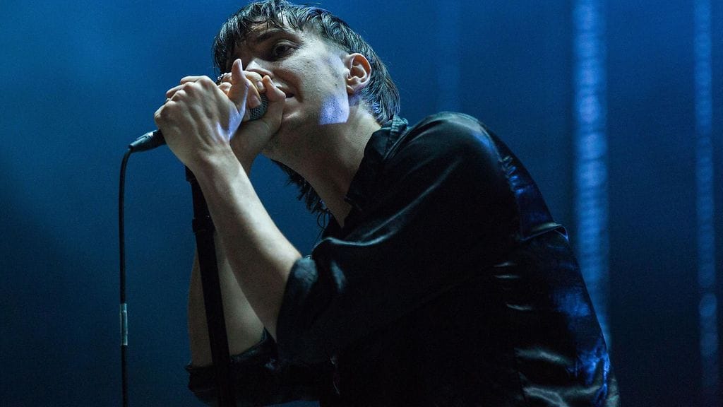 Julian Casablancas on toiminut The Strokesin solistina sen perustamisesta lähtien.