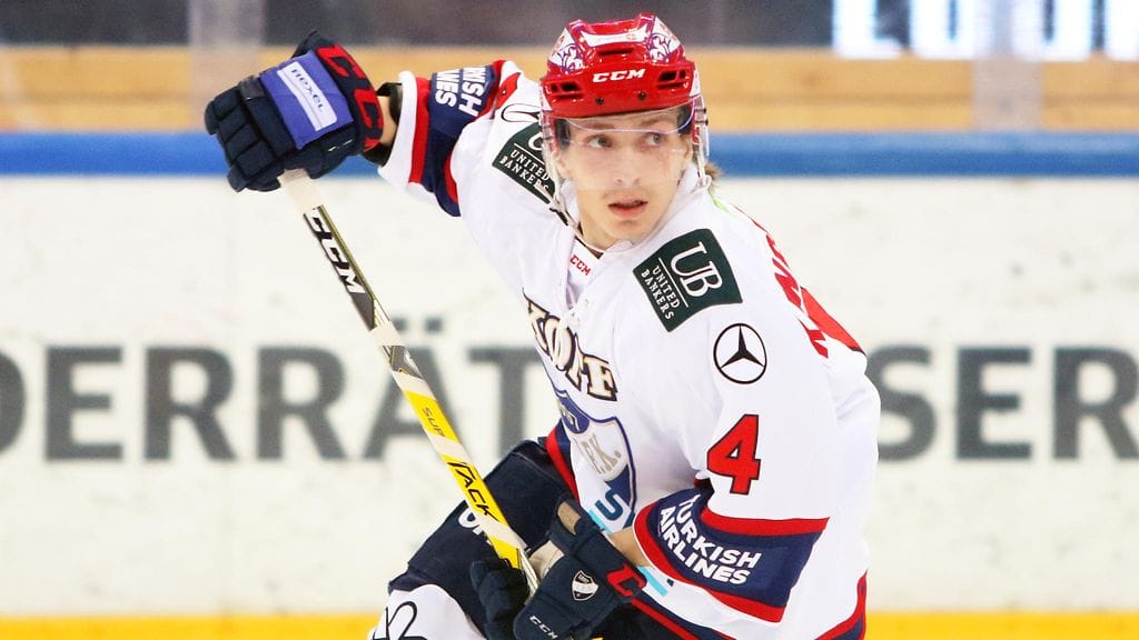 Iikka Kangasniemi pelasi HIFK:ssa toista kauttaan ennen siirtoa MoDon riveihin.