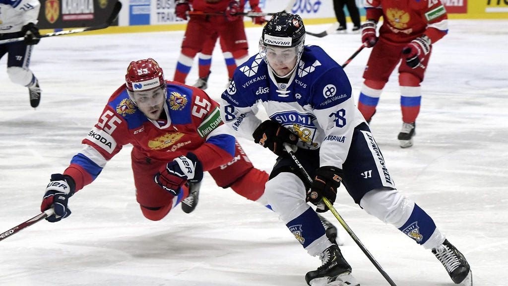 Jere Innala esiintyi leijonapaidassa torstaina edukseen.