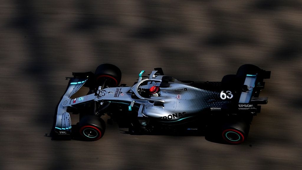 Mercedes julkisti uuden autonsa värityksen maanantaina.