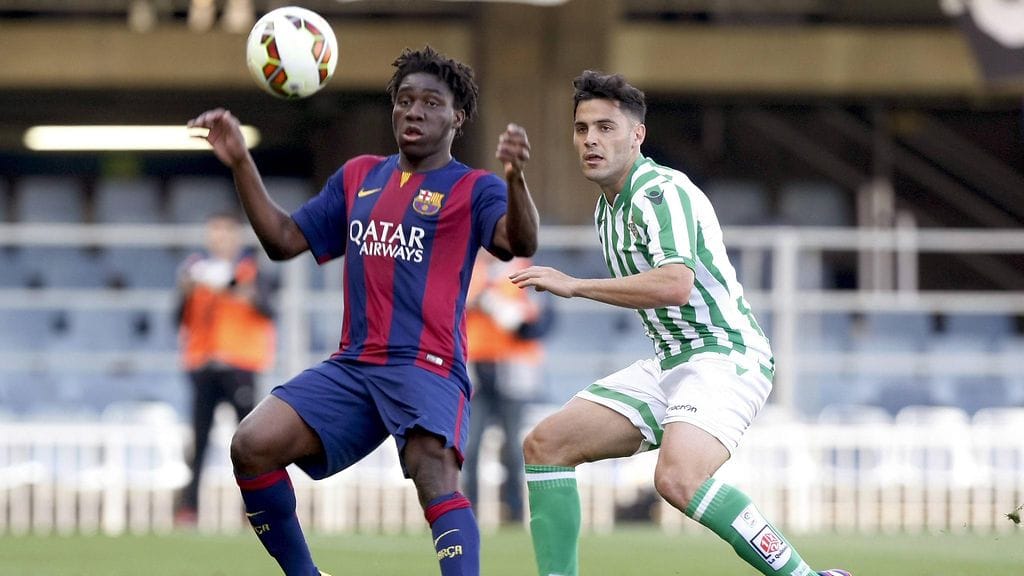 Jean Marie Dongou (vas.) sai jalkapallokasvatuksensa FC Barcelonassa.