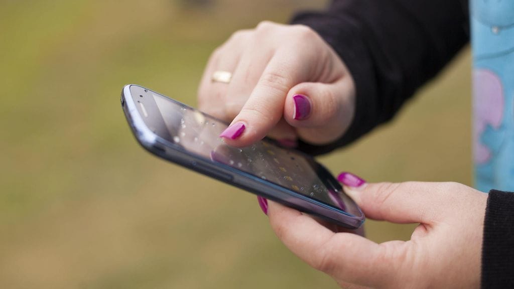 Jokainen soitto toi firman tilille 40 euroa. Kuvituskuva.