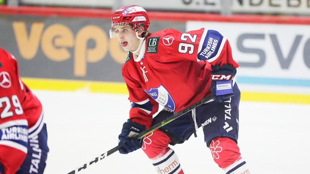 16-vuotias Brad Lambert pelasi hienon ottelun kotiyleisönsä edessä.