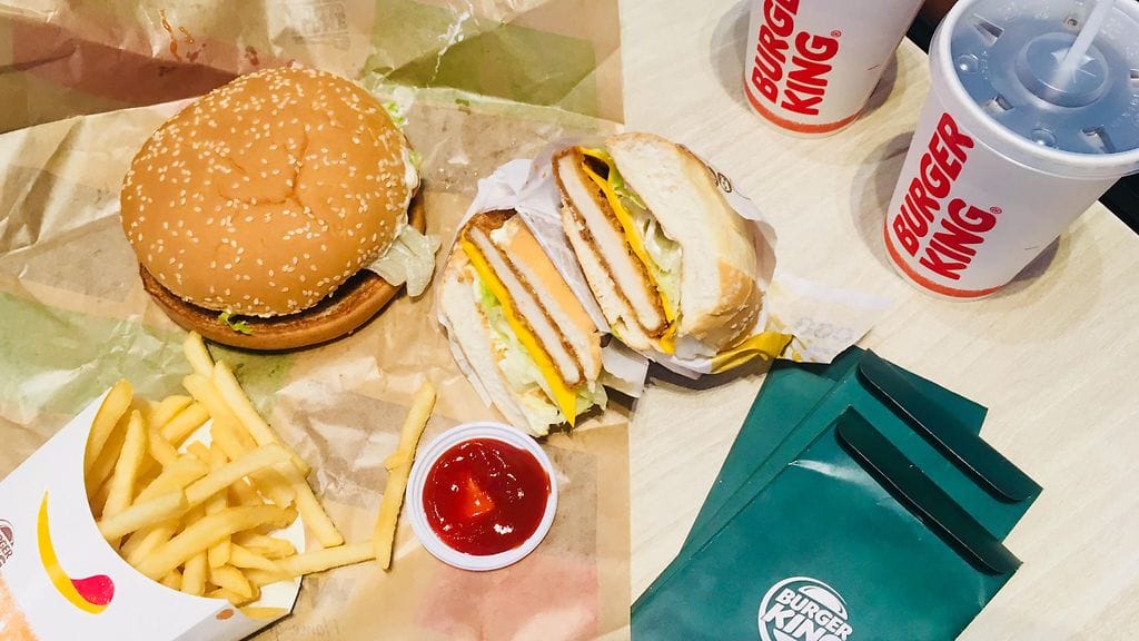 Burger King -ateria. Kuvituskuva.