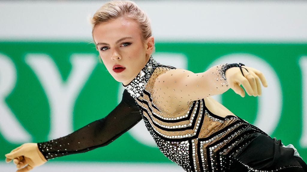 Taitoluistelija Emmi Peltonen on löytänyt rakkauden jalkapalloilija Eero Markkasesta.