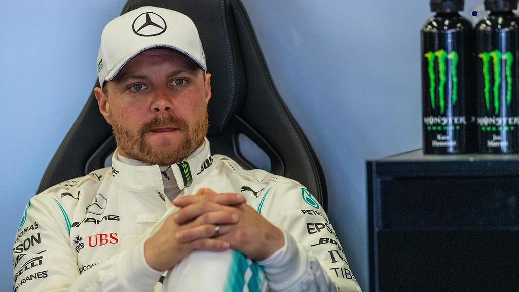 Valtteri Bottas jakoi viestin vihaajilleen.