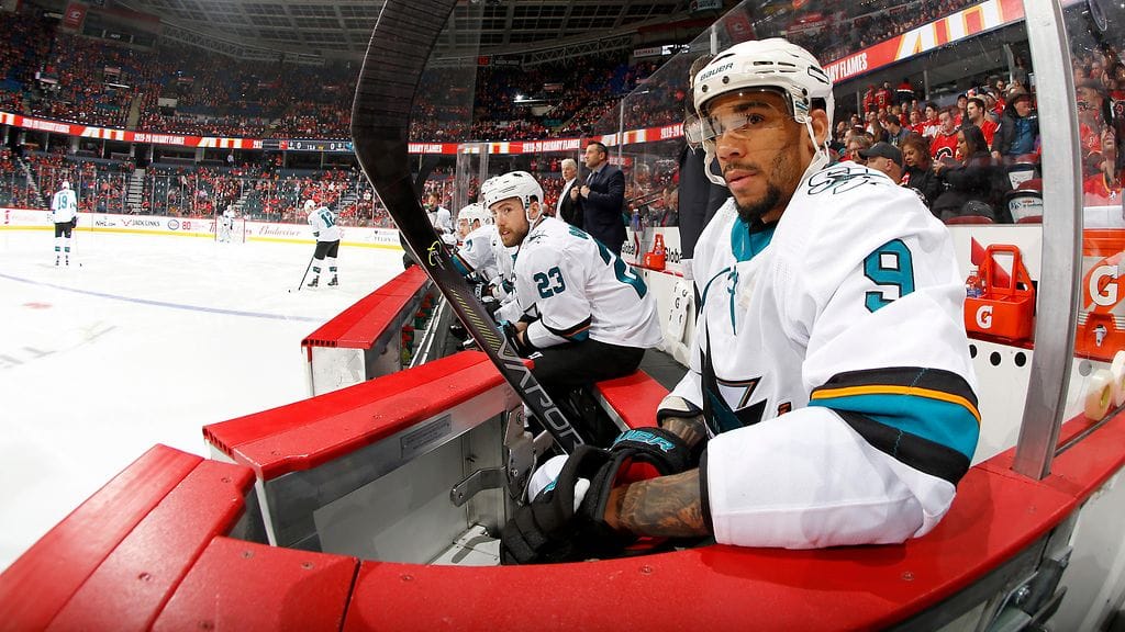 Evander Kane ei sulattanut pelikieltoaan. Hänen mukaansa George Parrosin johtama osasto valitsee, kenelle annetaan pelikieltoa ja kenelle ei.