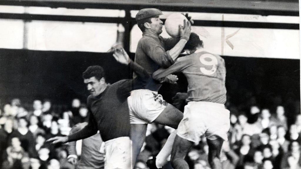 Harry Gregg oli aikansa tähtimaalivahti Manchester Unitedissa ja Pohjois-Irlannin paidassa.