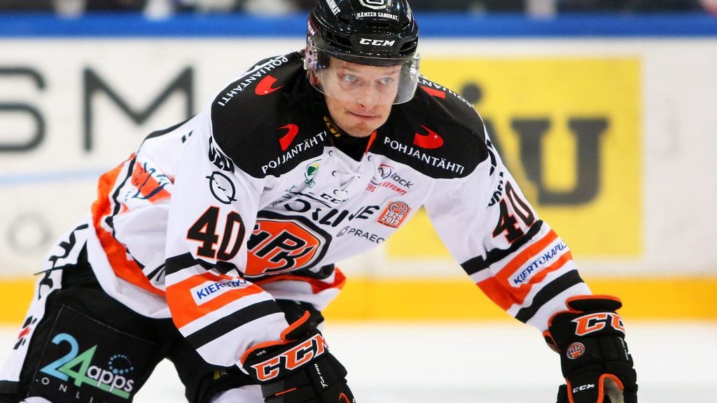 Janne Tavi iski kauden kolmannen maalinsa.