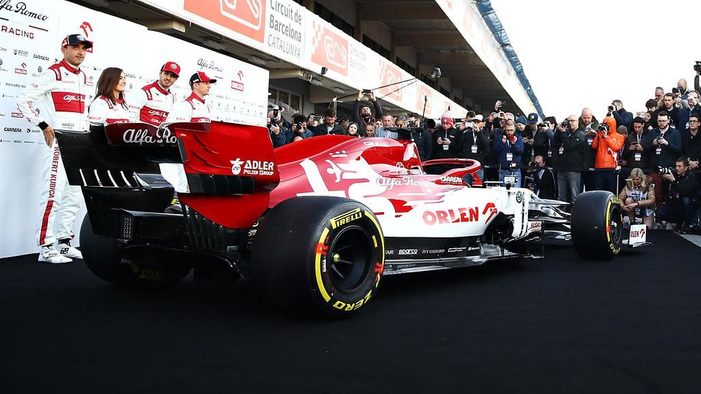 Robert Kubica, Tatiana Calderon, Antonio Giovinazzi ja Kimi Räikkönen esittelivät uuden Alfa Romeo C39-auton Barcelonassa.