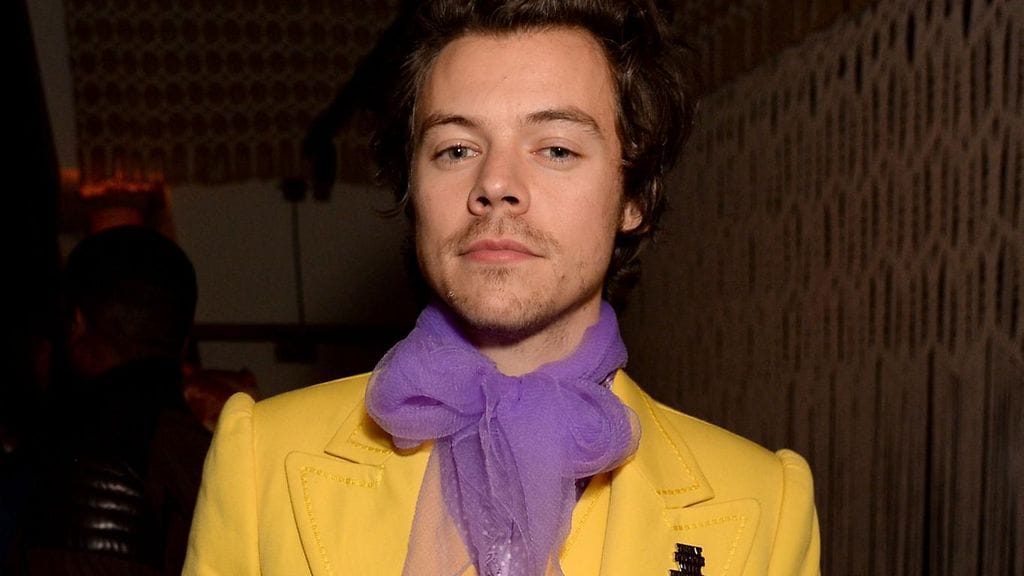 Harry Styles saapui Brit Awardseihin murheellisista tapahtumista huolimatta.