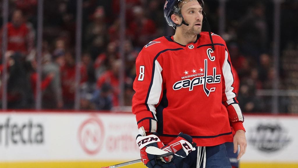 Aleksandr Ovetshkin on yhden maalin päässä 700 osuman rajasta.