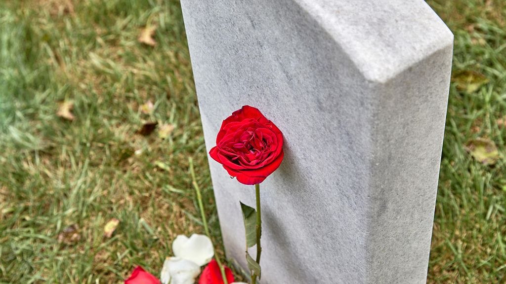 33-vuotias australialainen Peter Bridge kuoli viime vuoden huhtikuussa. Hän oli sarastanut kystistä fibroosia koko ikänsä.