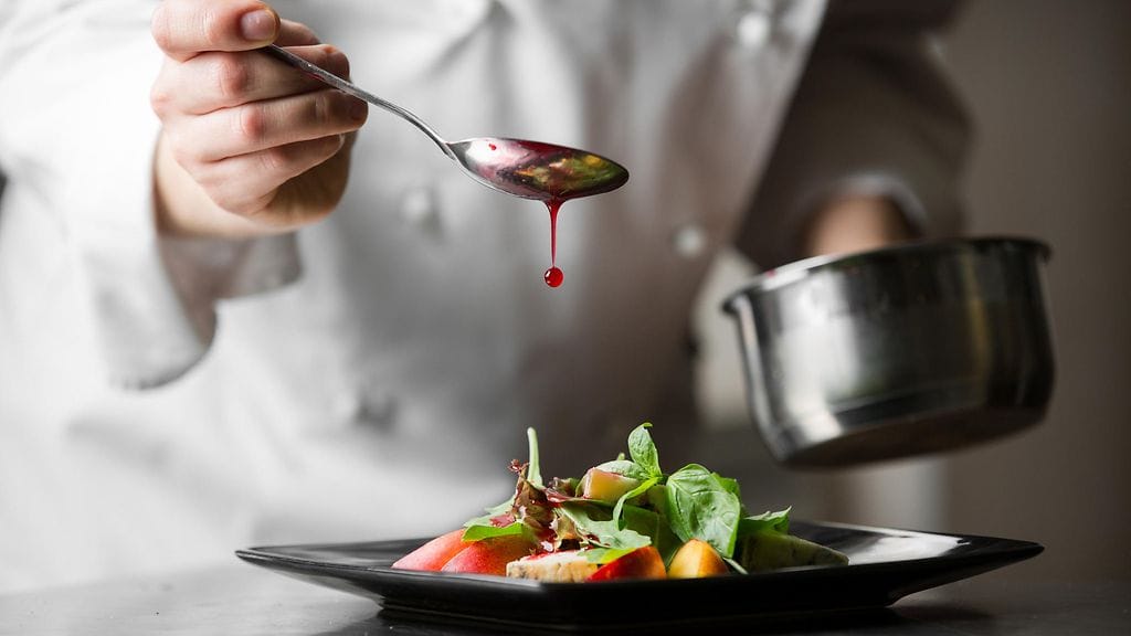 Master Chef Australian voittaja Adam Liaw kumosi Twitterissä ruokamyyttejä. Kuvituskuva
