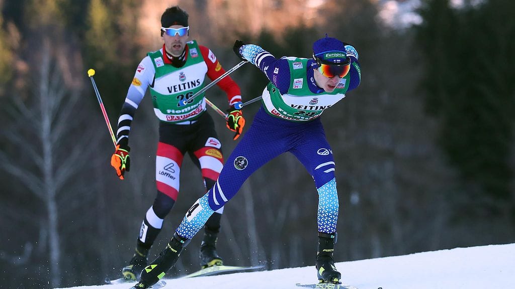 Ilkka Herola (oik.) otti kauden ensimmäisen palkintosijansa.