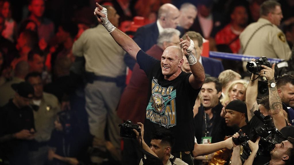 Tyson Fury otti WBC-liiton mestaruusvyön voitolla Deontay Wilderista.