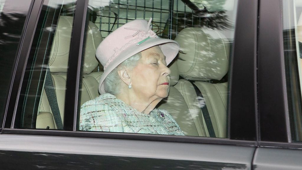 kuningatar Elisabet (3)