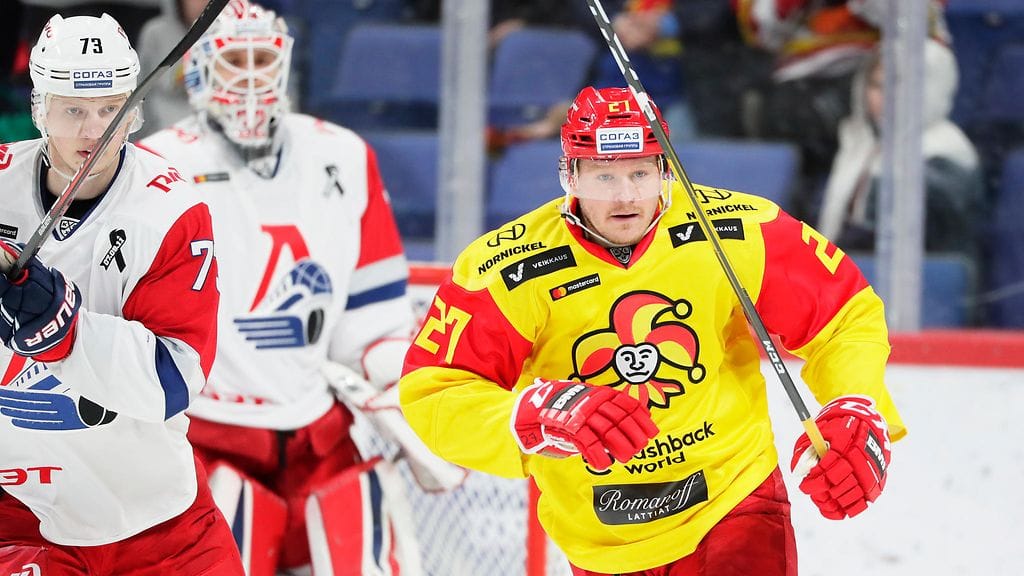 Petri Kontiola ja Jokerit kohtaavat pudotuspelien ensimmäisellä kierroksella Lokomotivin.