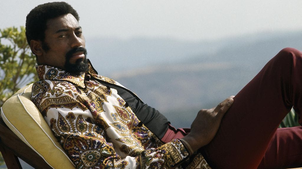 Wilt Chamberlainista tuli ikoninen hahmo niin koripalloparketilla kuin sen ulkopuolella.