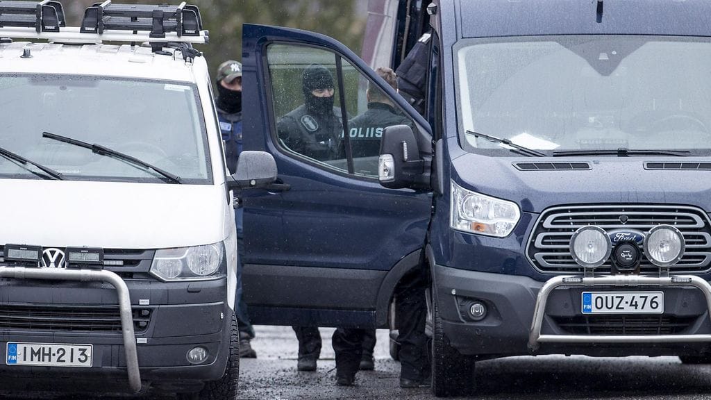 Lounais-Suomen poliisilla oli tiistaiaamuna 3. maaliskuuta 2020 Turussa Lemminkäisenkadulla Kupittaalla käynnissä useita kiinniottoja sisältävä operaatio,