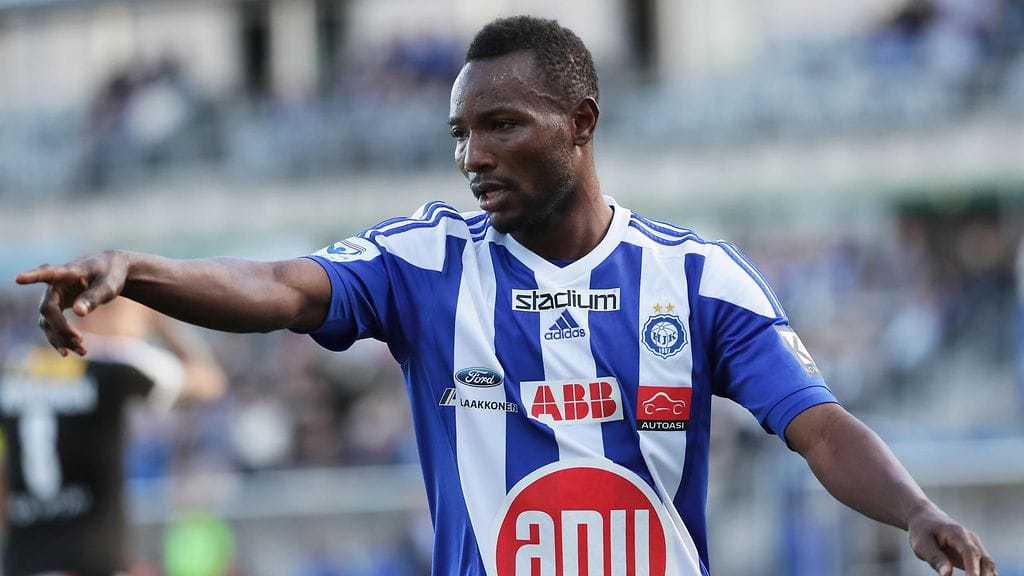 Medo on pelannut Veikkausliigassa aiemmin HJK:n riveissä.