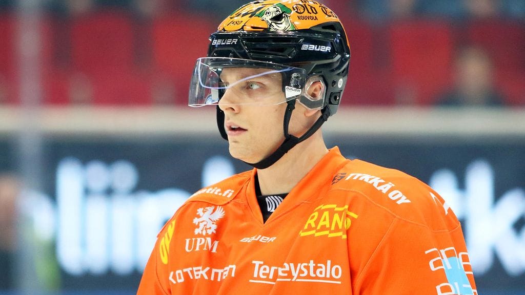 Trevor Mingoia vei KooKoon jo 2-0-johtoon ottelussa Lukkoa vastaan.