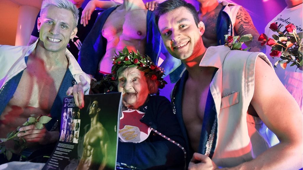 Hunksit palvelutalossa Lehtikuva (3)