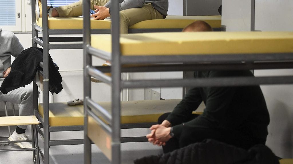 Vuorisalmen mukaan tartunnan saaneet eristetään muista varusmiehistä. Kuvituskuva.