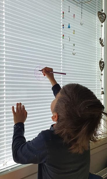 Kuva taiteilija Riikka Mustakallio