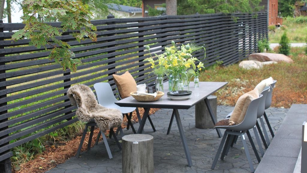 Kotoisa3_9_12_-sivupihan_ruokailuryhmä