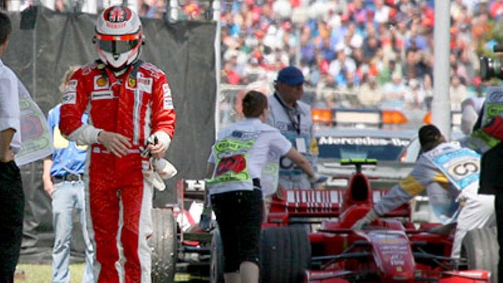 Kimi Räikkönen (Kuva: EPA/ROLAND WEIHRAUCH)
