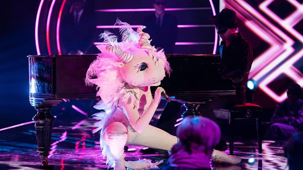 masked_singer_suomi_kausi_1_jakso_3_dragon_02_kuvaaja_saku_tiainen