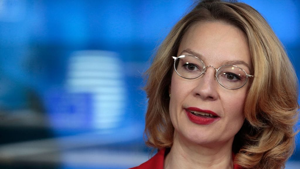 Tuppurainen perustelee lehdelle kantaansa sillä, että hänellä ei ole suuria mahdollisuuksia voittaa kisaa.