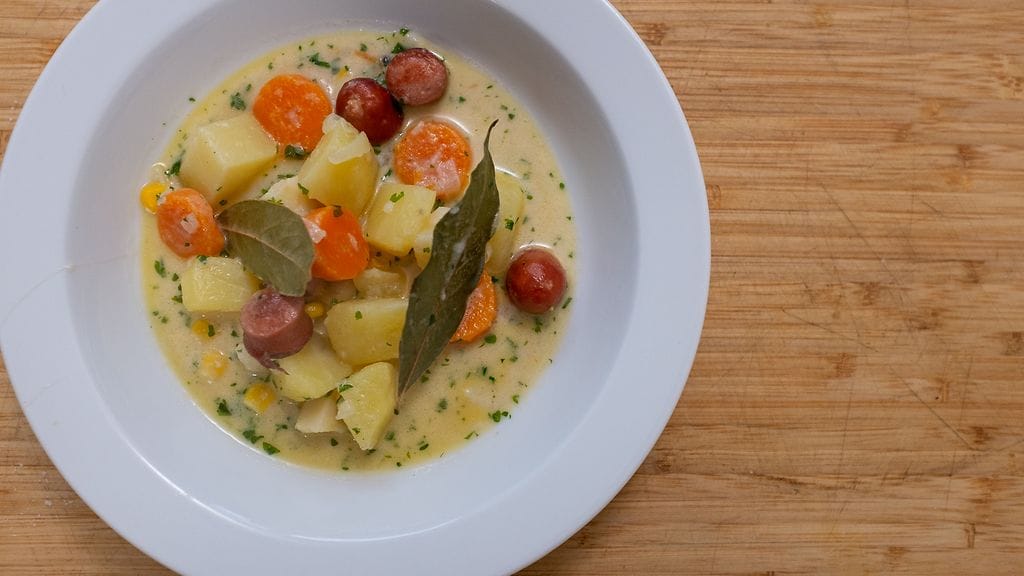 Joko olet kokeillut ylivoimaista nakkikeittoa?