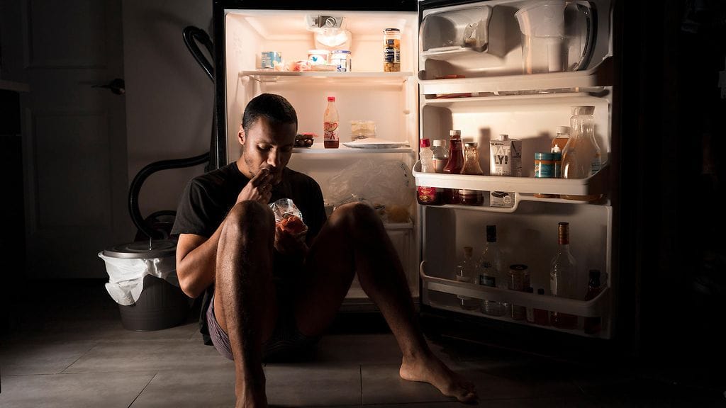 Uwa Iduozeen omakuva kotonaan New Yorkissa.