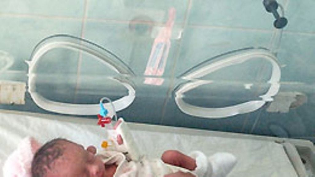 Keskoskaappi (Kuva: EPA/VADIM GHIRDA/POOL POOL)