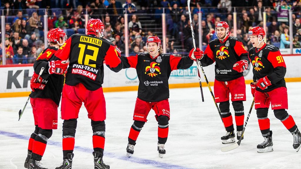 Jokerit eteni KHL:ssä pudotuspelien toiselle kierrokselle, mutta kausi päättyi koronaviruspandemian myötä.
