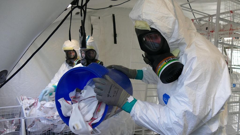 Puhdistuslinjastotyöskentelya4_kuv Sirpa Korpela