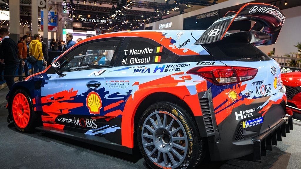 Nykyiset WRC-autot ovat näyttäviä ja nopeita mutta tuhottoman kalliita.