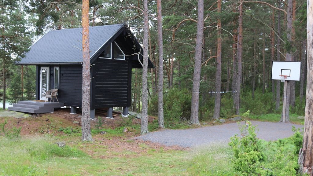 SKK6_Eps3_Ön_Koripallokenttä_Kuvaaja_Emmi_Heijari