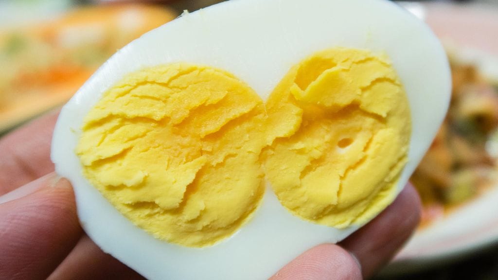 kananmuna tuplakeltuainen