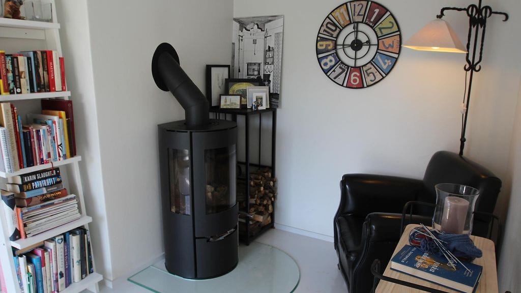 SKK6_Eps4_Hanko_Lukunurkkaus_Kuvaaja_Emmi_Heijari