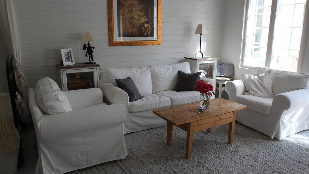 SKK6_Eps4_Hanko_Olohuone_Kuvaaja_Emmi_Heijari