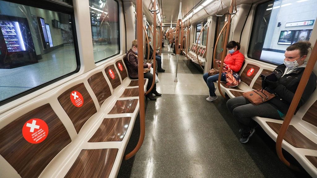 Belgian pääkaupungissa Brysselissä ei metroissa ole ruuhkaa koronapandemian vuoksi.