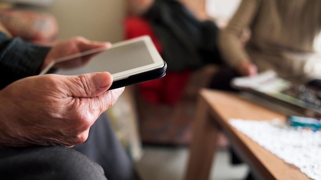 Sosiaalista mediaa, tubettajia, blogeja ja muita verkkolähteitä piti luotettavimpana ainoastaan 1–5 prosenttia kyselyyn vastanneista.