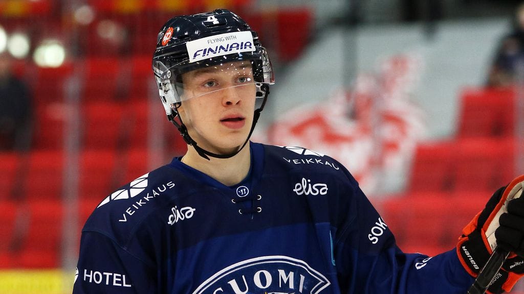 Santeri Salmela on tuttu näky Suomen juniorimaajoukkueista.