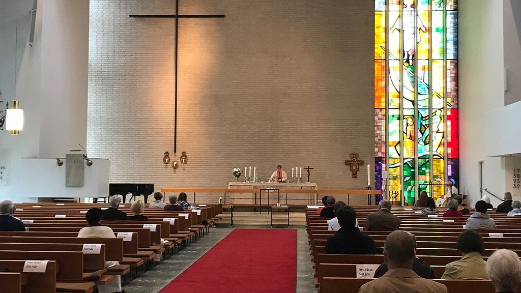 Outi Airola-Kirkkokuva-3