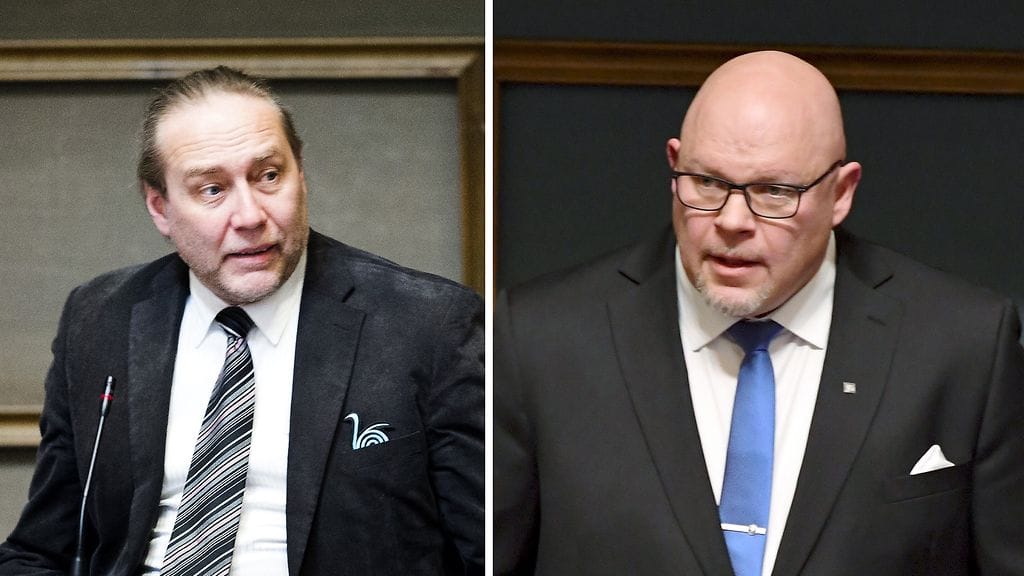 James Hirvisaari ja Ano Turtiainen