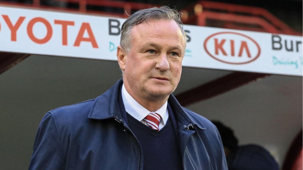 Stoke-manageri Michael O'Neilin koronavirustesti osoittautui positiiviseksi, vaikka miehellä ei ollut lainkaan oireita.